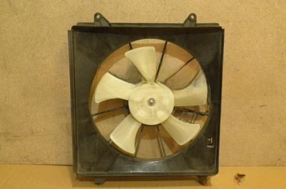 Диффузор радиатора кондиционера Honda Accord 2008-2012 Правый (SAT)